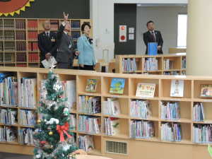 建物内見学の様子